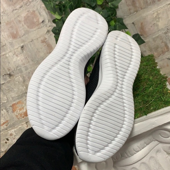 NWT Skechers Skech Knit Ultra Flex Slip On Black - Picture 5 of 5